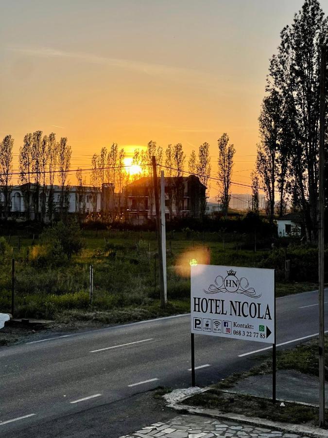 Hotel Nicola Lezhë Exterior foto